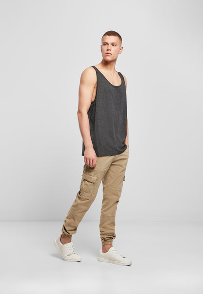 Jersey Big Tank in Charcoal, getragen