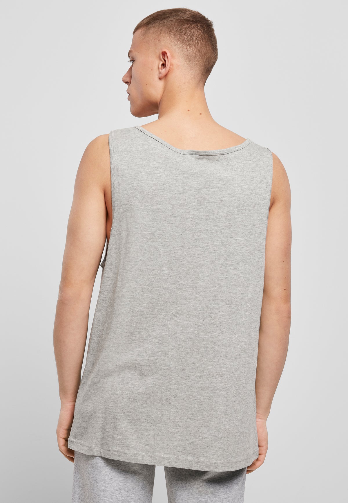 Jersey Big Tank in Heather Grey, getragen