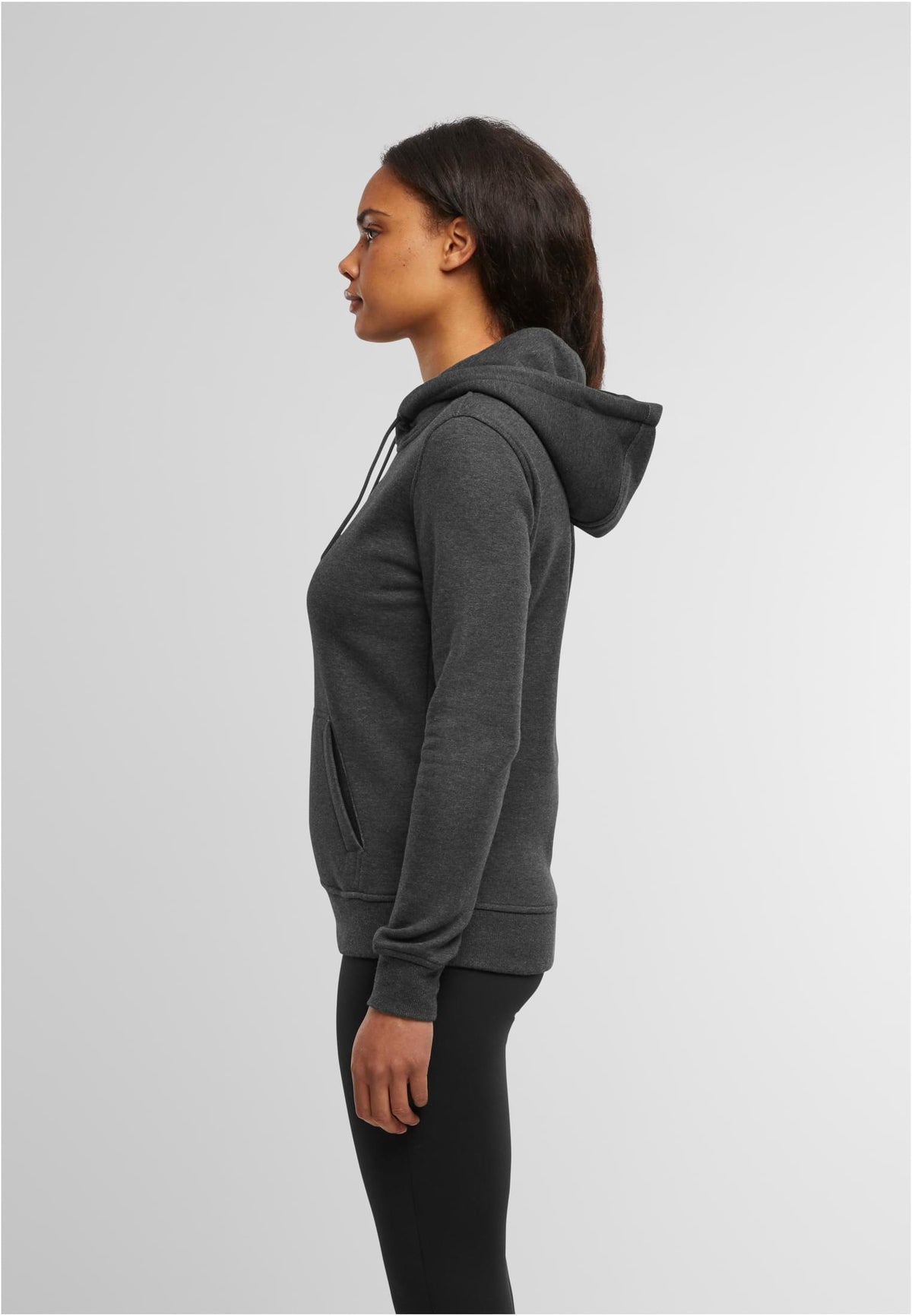 Ladies Heavy Hoody in Charcoal, getragen