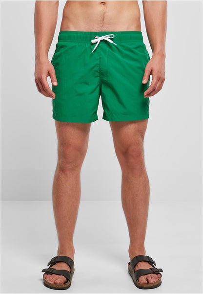 Swim Shorts in Forest Green, getragen