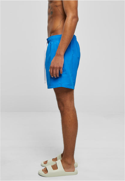 Swim Shorts in Cobalt Blue, getragen