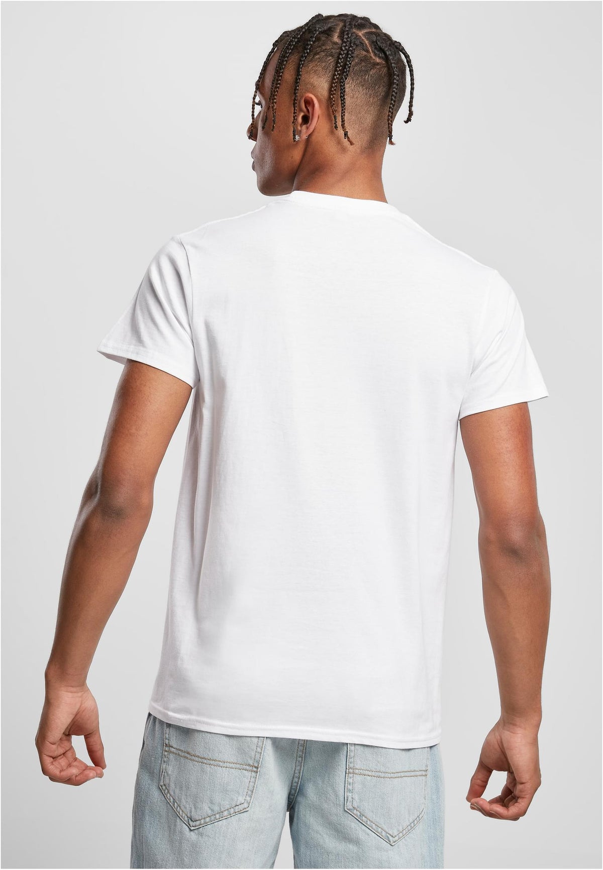 Merch T-Shirt in White, getragen