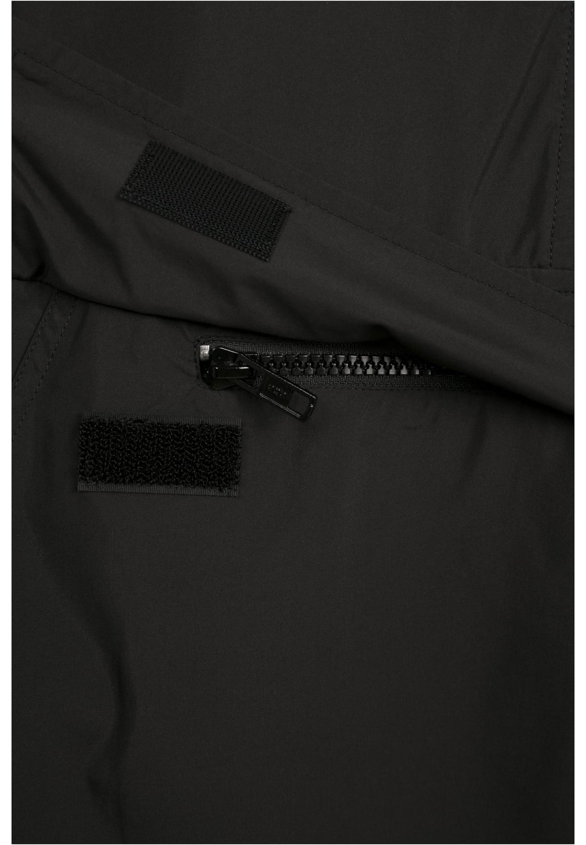 Basic Pull Over Jacket in Schwarz, Detailansicht