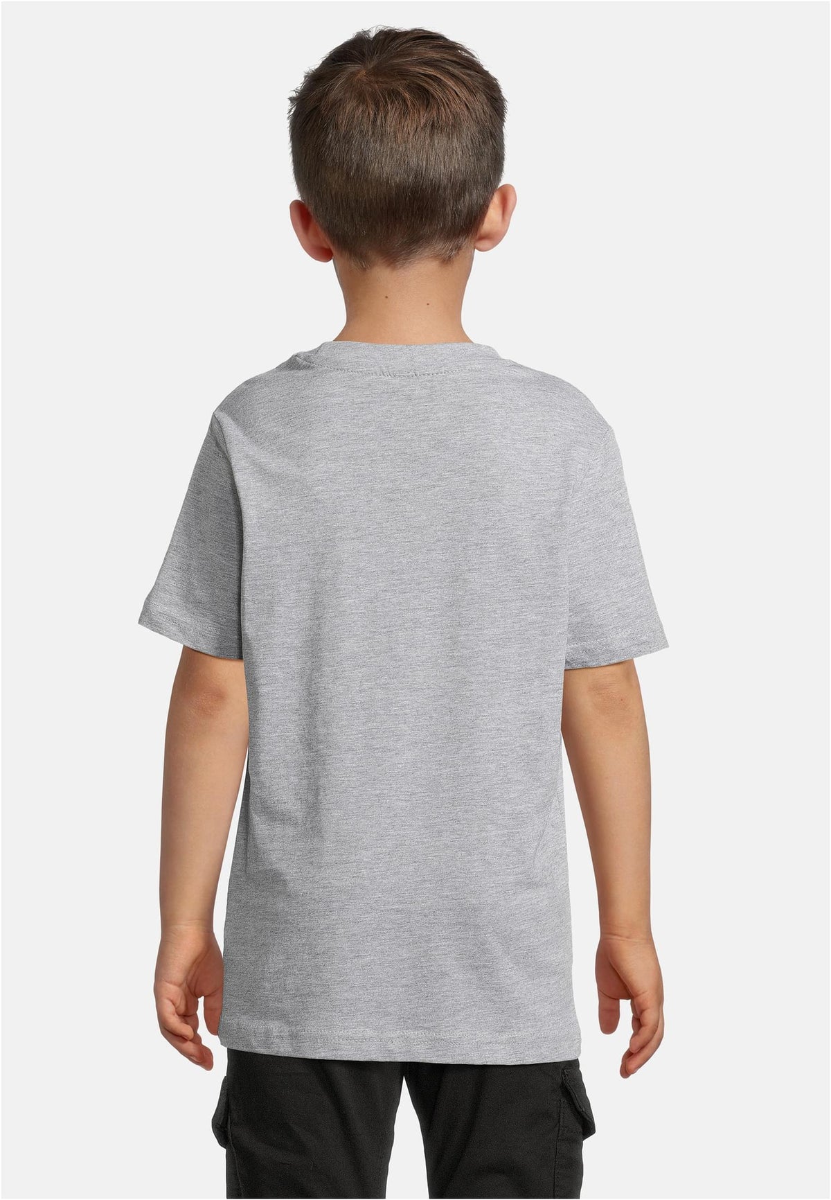 Kids Basic Tee in Heather Grey, getragen