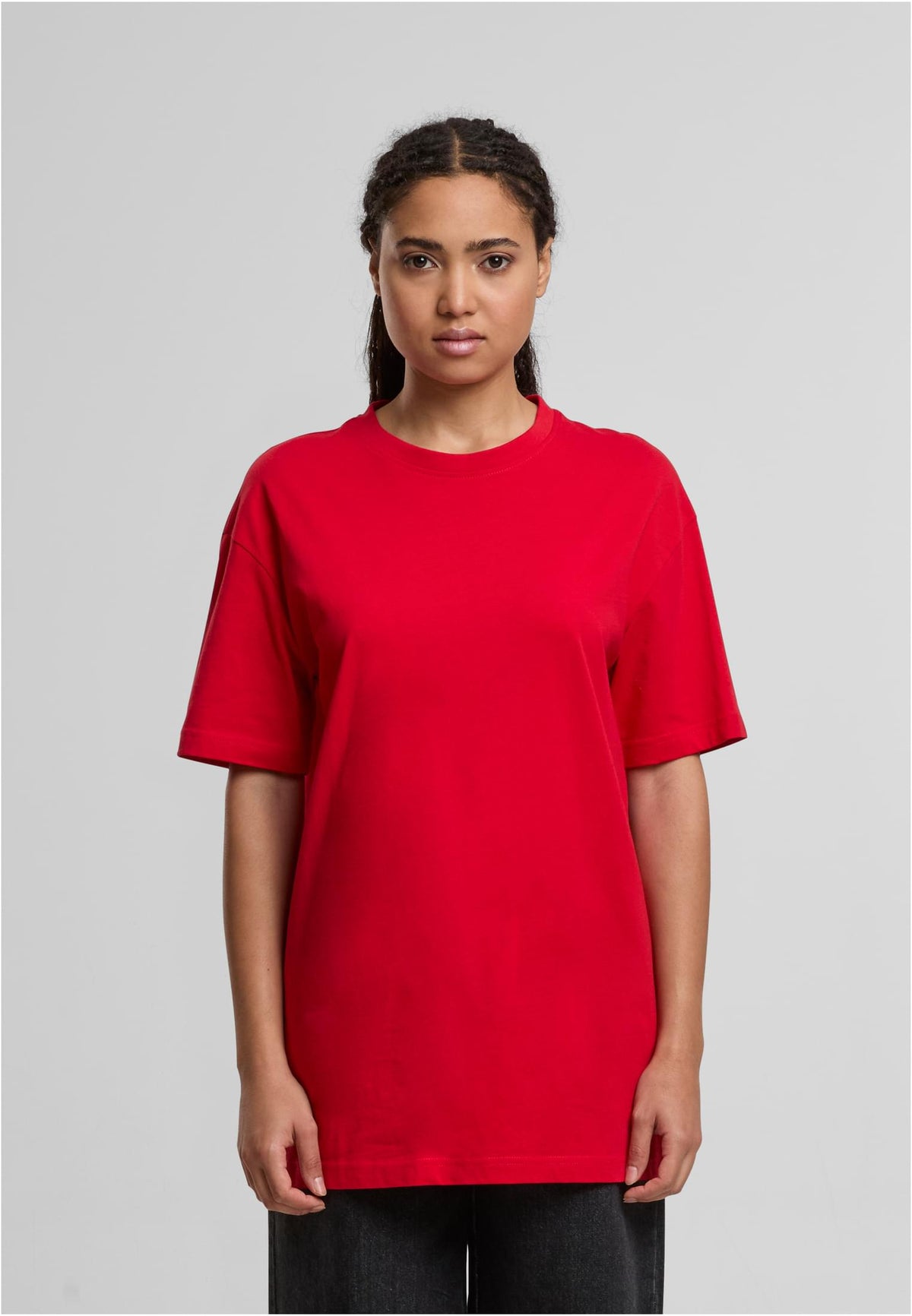 Ladies Oversized Boyfriend Tee in City Red, getragen