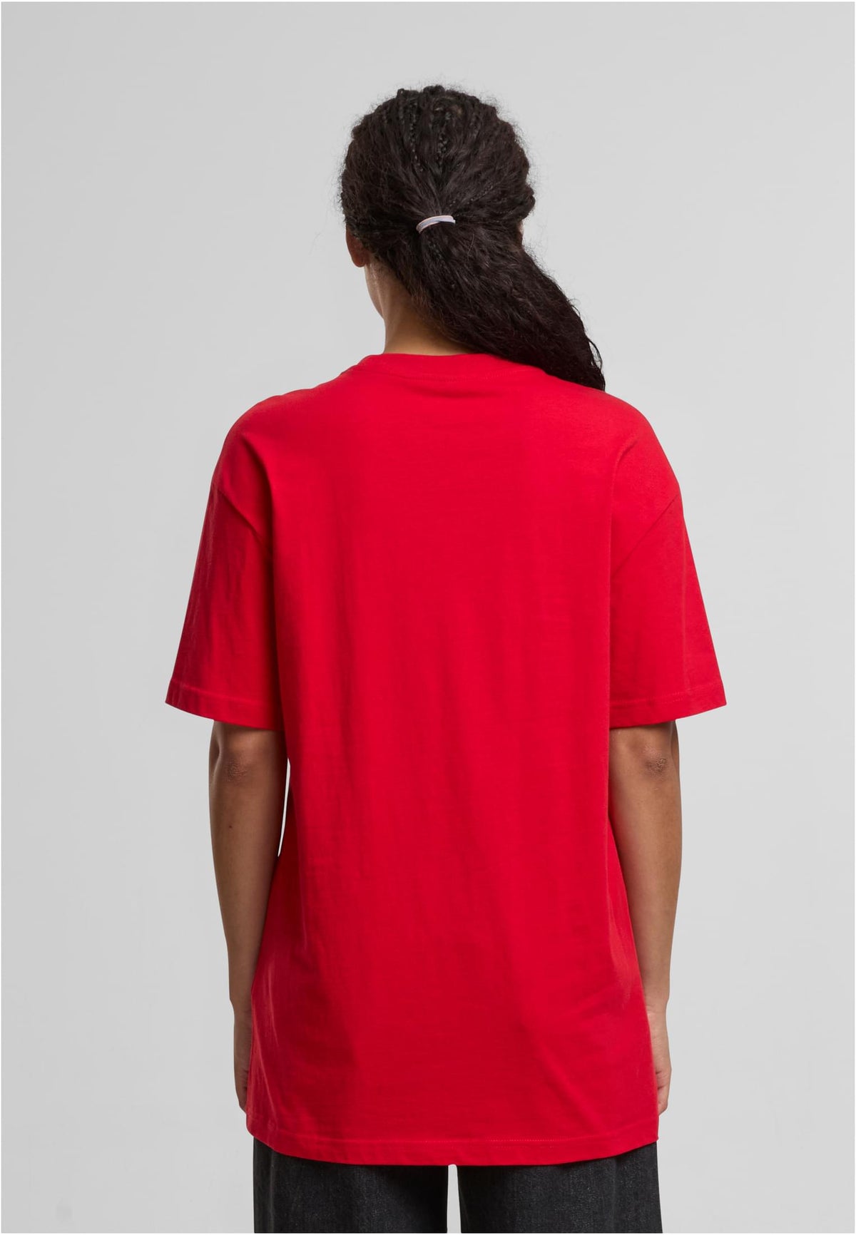 Ladies Oversized Boyfriend Tee in City Red, getragen