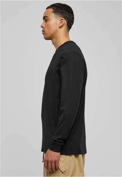 Essentials Longsleeve with Cuffrib in Schwarz, getragen