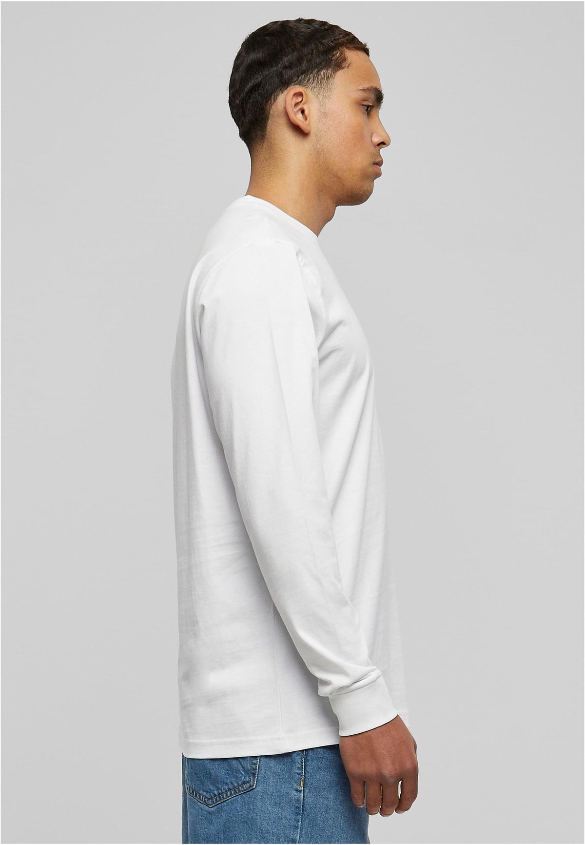 Essentials Longsleeve with Cuffrib in White, getragen