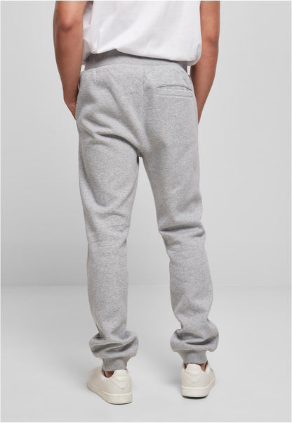 Essentials Basic Sweatpants in Heather Grey, getragen