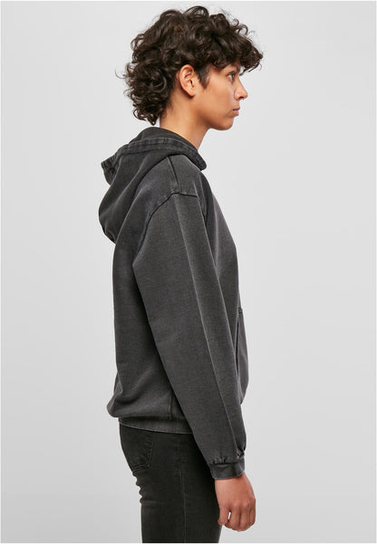 Ladies Acid Washed Oversize Hoody in Schwarz, getragen
