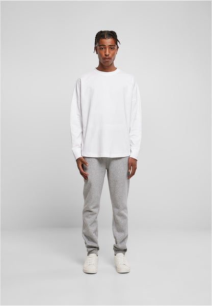 Oversized Cut On Sleeve Longsleeve in White, getragen