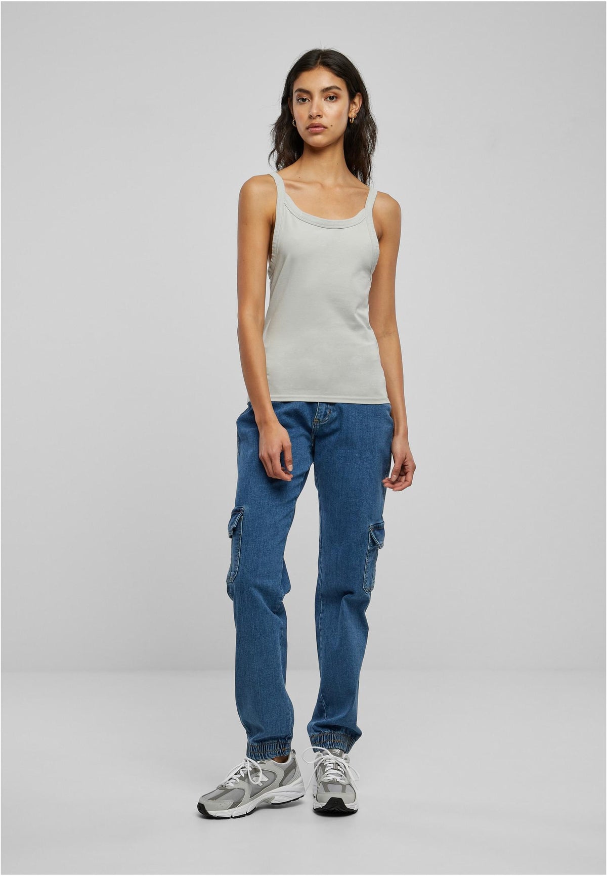 Ladies Everyday Top in Light Asphalt, getragen