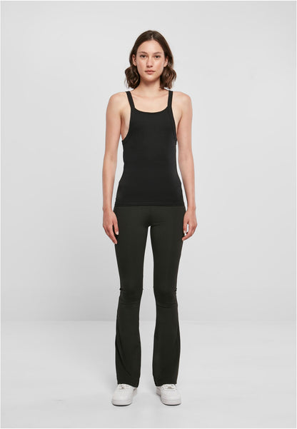 Ladies Everyday Top in Schwarz, getragen