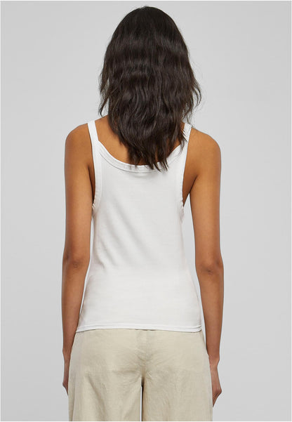 Ladies Everyday Top in White, getragen