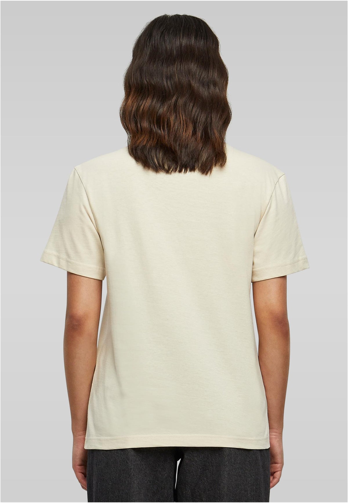 Ladies Everyday Tee in Sand, getragen