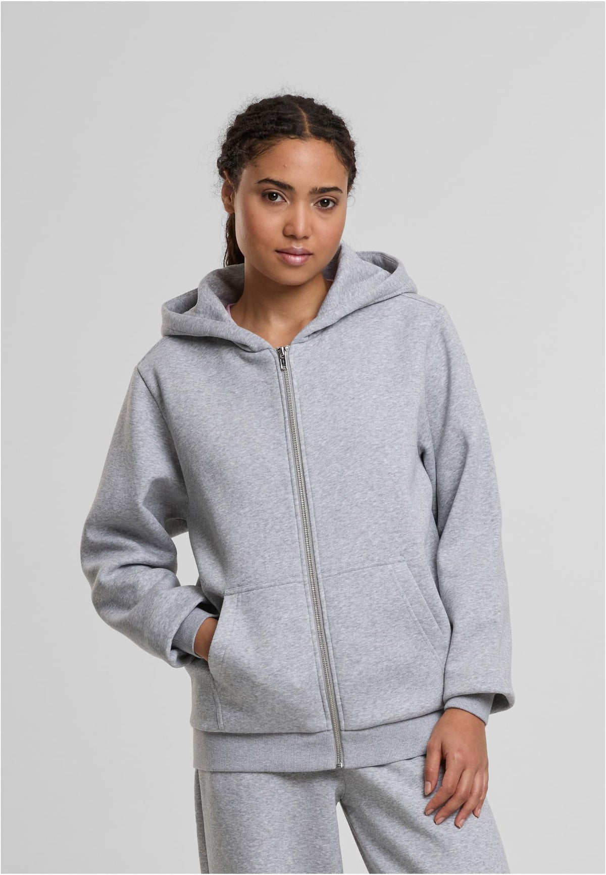 Ladies Fluffy Zip Hoody in Heather Grey, getragen