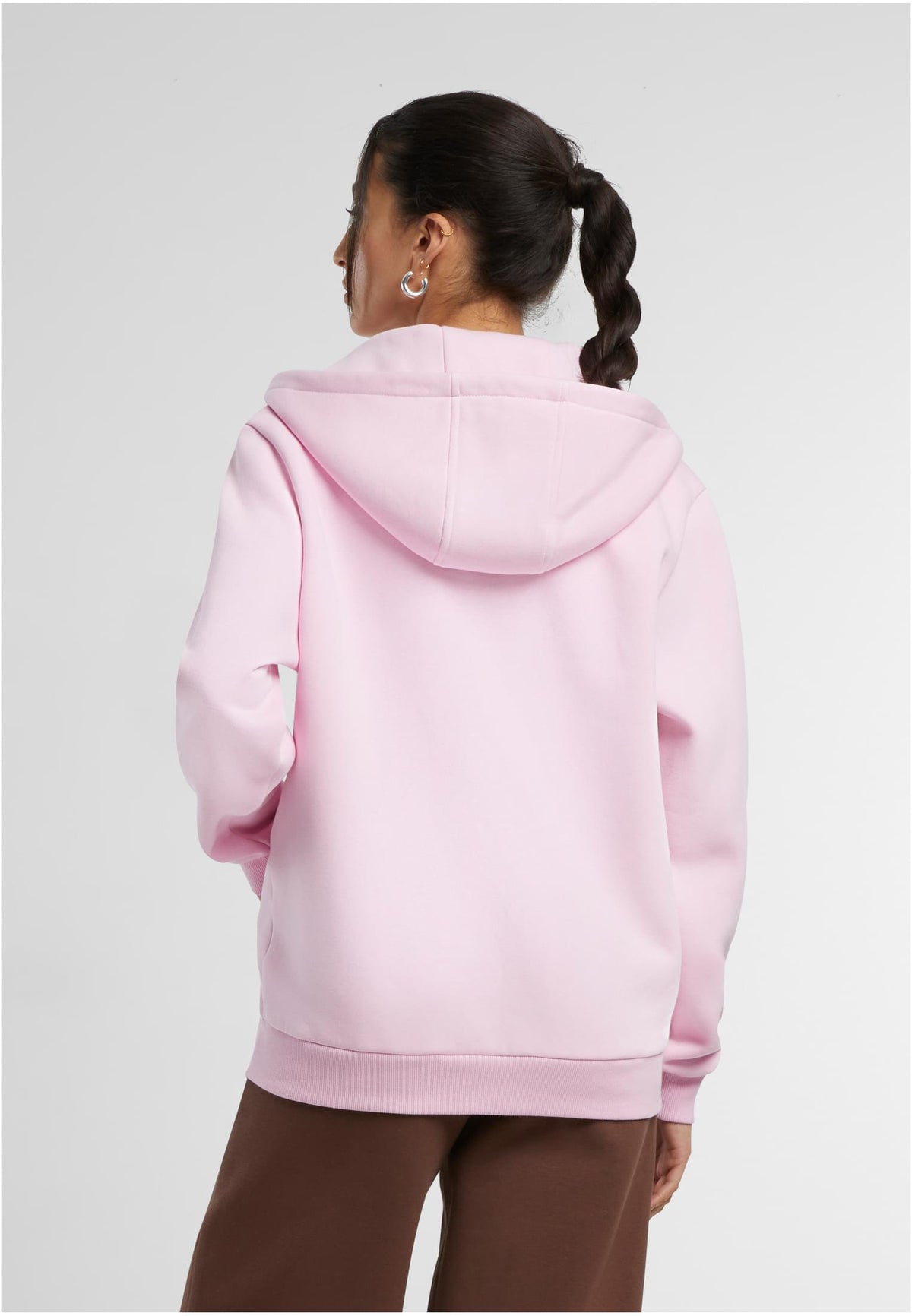 Ladies Fluffy Zip Hoody in Soft Pink, getragen
