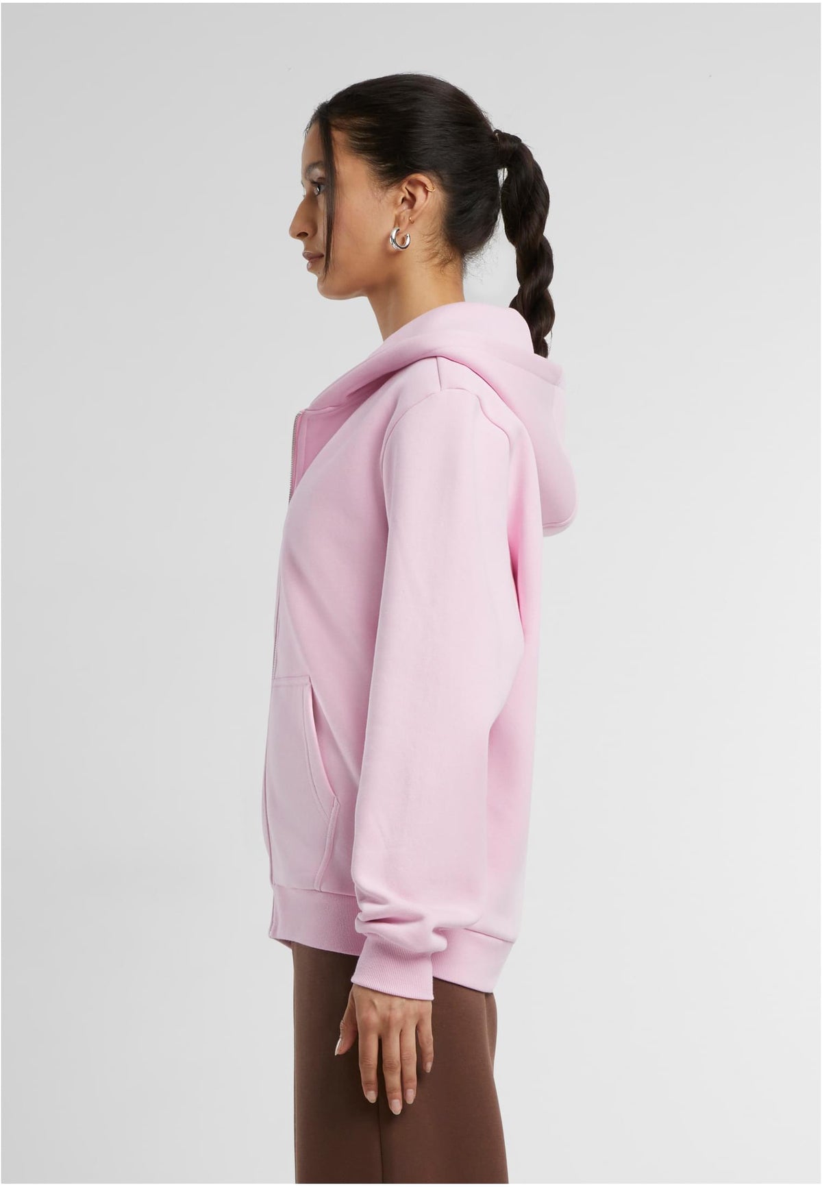 Ladies Fluffy Zip Hoody in Soft Pink, getragen