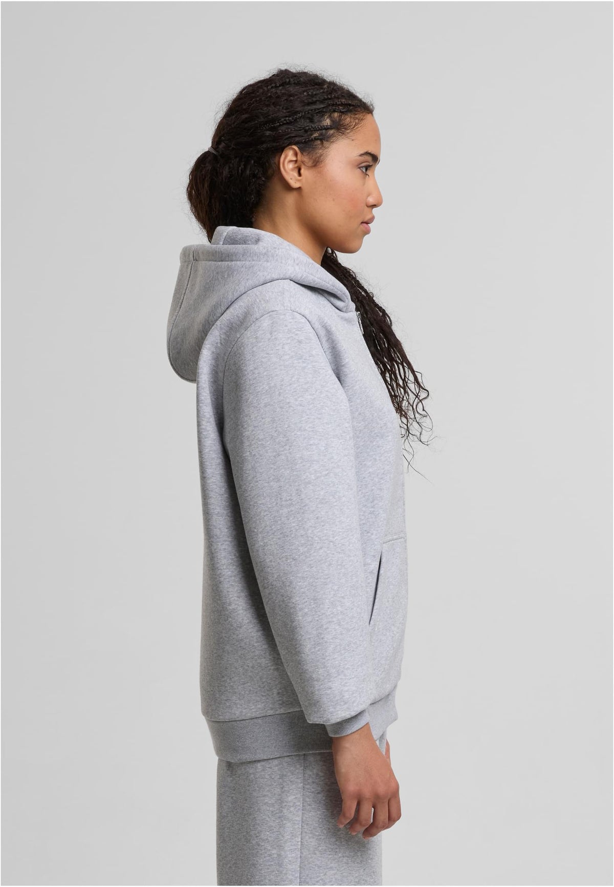 Ladies Fluffy Zip Hoody in Heather Grey, getragen