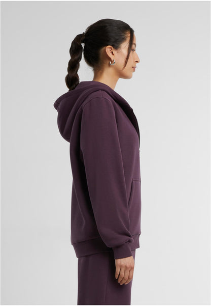 Ladies Fluffy Zip Hoody in Plum Purple, getragen
