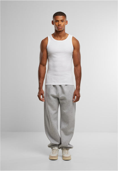 Mens Tanktop in White, getragen