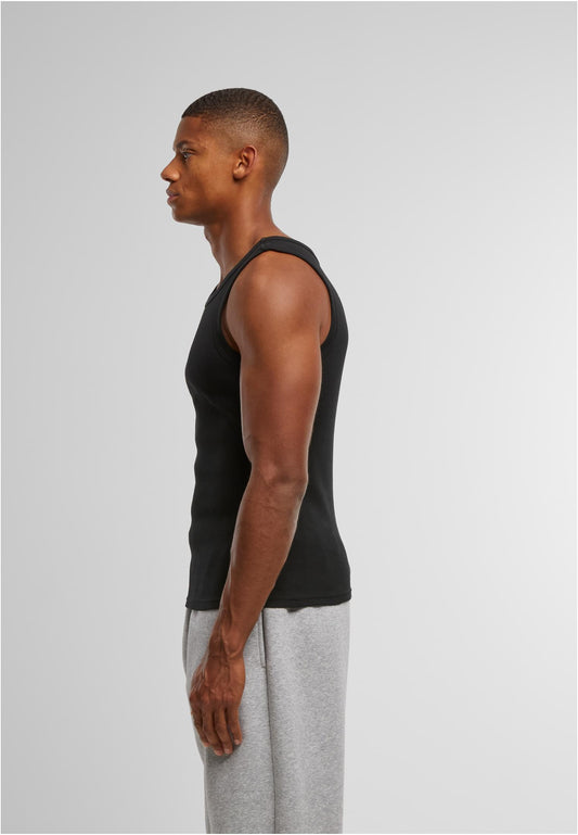 Mens Tanktop in Schwarz, getragen