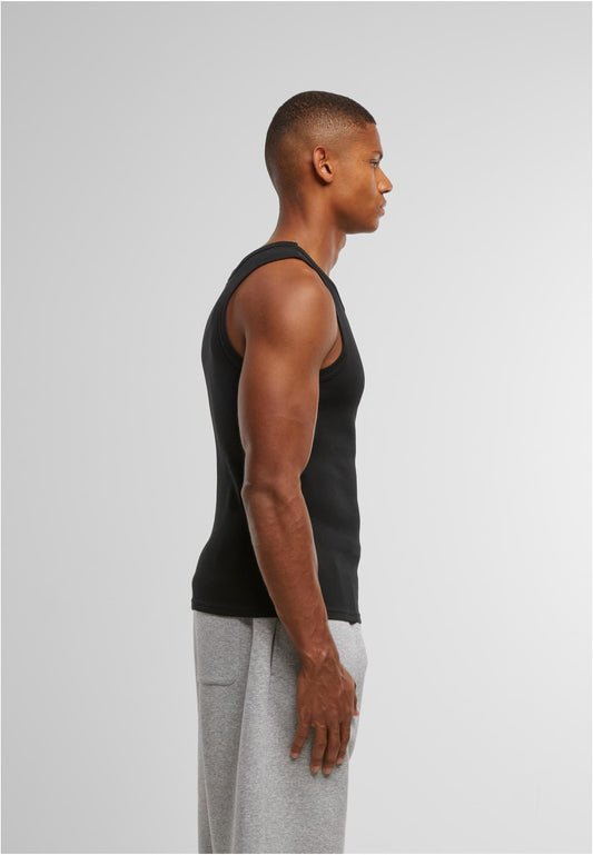 Mens Tanktop in Schwarz, getragen