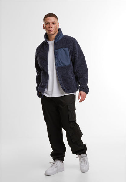 Bonded Sherpa Jacket in Navy, getragen