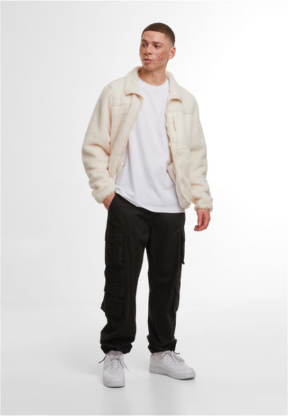 Bonded Sherpa Jacket in White Sand, getragen