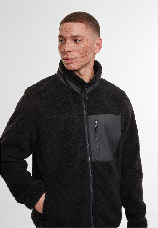 Bonded Sherpa Jacket in Schwarz, getragen